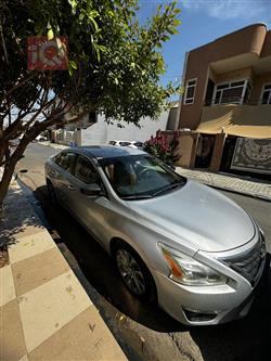 نيسان ألتيما